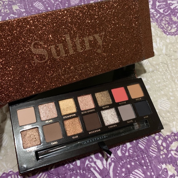 ❌❌SOLD❌❌ - Picture 2 of 3